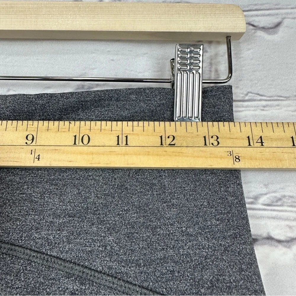 Lululemon Train Times 7/8 legging Heathered Black Gray Size 8 Workout Gym